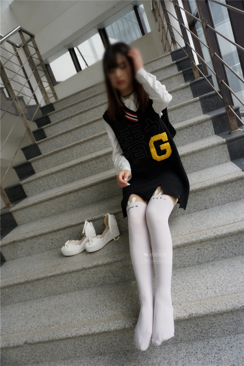 图片[1]-[妖精视觉] NO.032 coco 校花的萝莉白丝 [61P]-微密空间-全网最全抖音网红铁粉空间觅圈